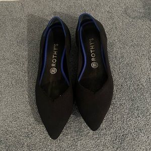 Rothys The point black